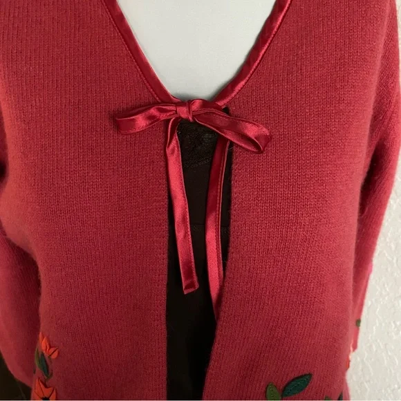 90s Vintage Harold’s Wool Flower Patch Cardigan - Picture 4 of 7
